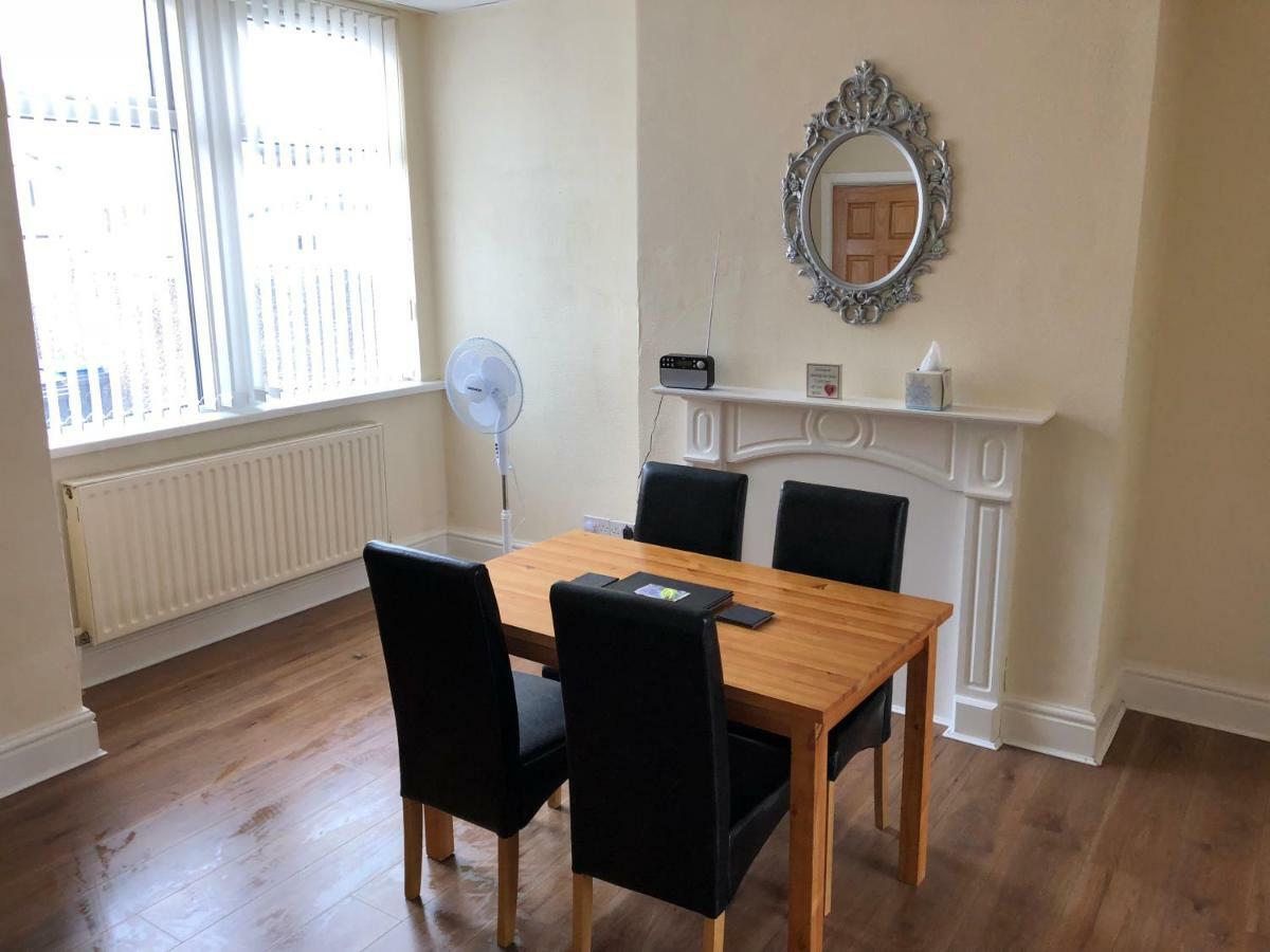 Gorton Holiday home Blackpool